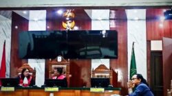 Alan Wari Gugat Panitia Pilwu, Tuntut Rp1,5 M dan Jadi Kuwu Pabedilanwetan