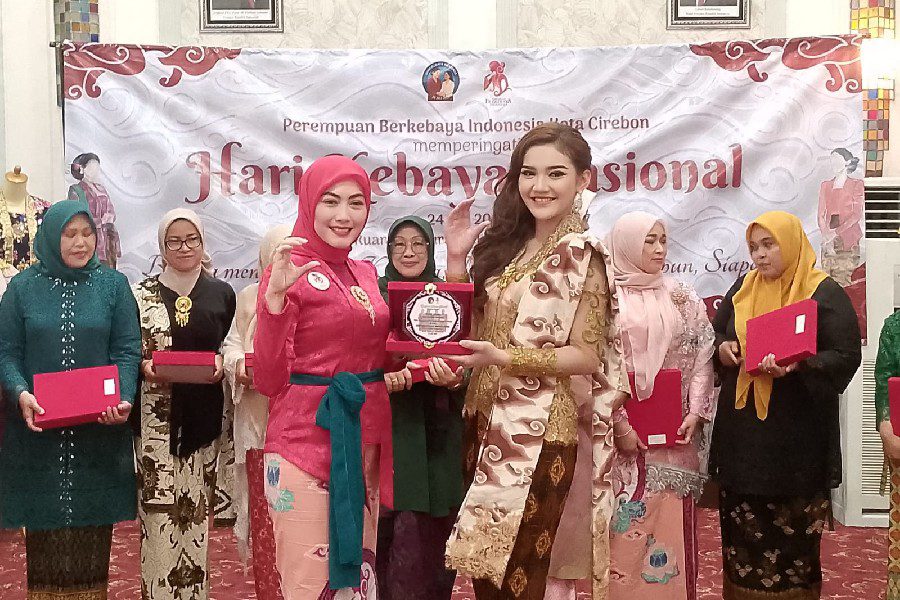 Hari Kebaya Nasional, PBI Cirebon Ajak Perempuan Lestarikan Budaya Nusantara