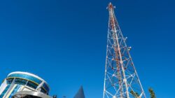 Indosat Ooredoo Hutchison Pertahankan Profit di Tengah Tekanan Pasar