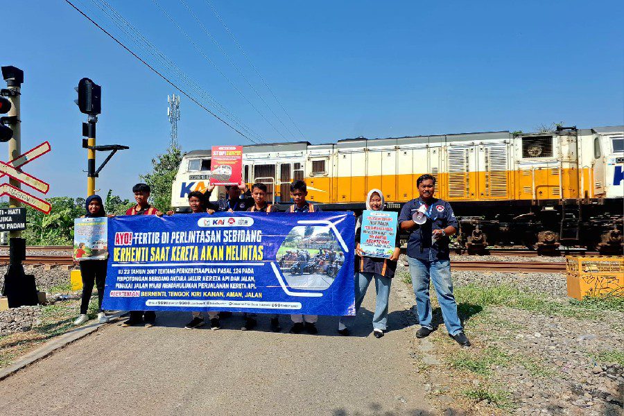 KAI Daop 3 Kampanyekan Keselamatan dan Perlindungan Penumpang