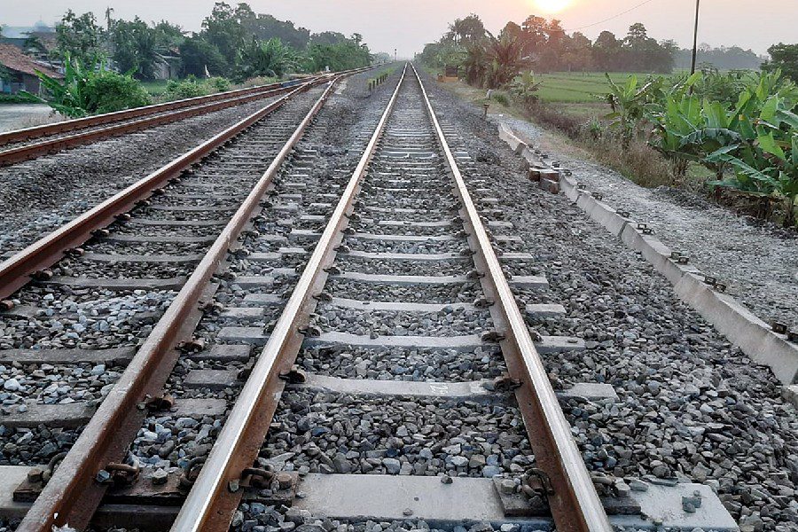 Penanganan Jalur Rel, KAI Optimalkan Geotekstil dan Geogrid