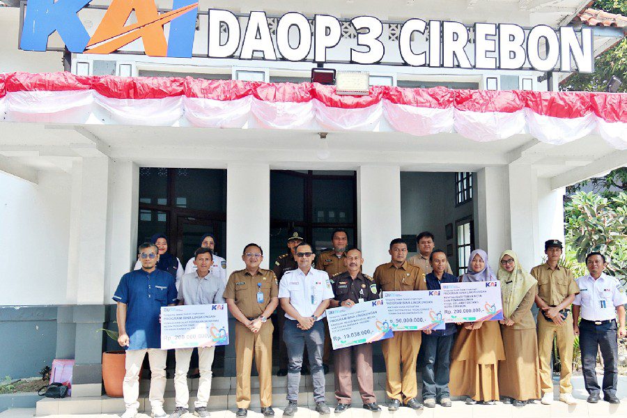 KAI Daop 3 Cirebon Kucurkan Rp469 Juta untuk Program TJSL
