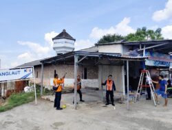 KAI Ingatkan Bahaya Bangunan Liar di Perlintasan Sebidang Cirebon