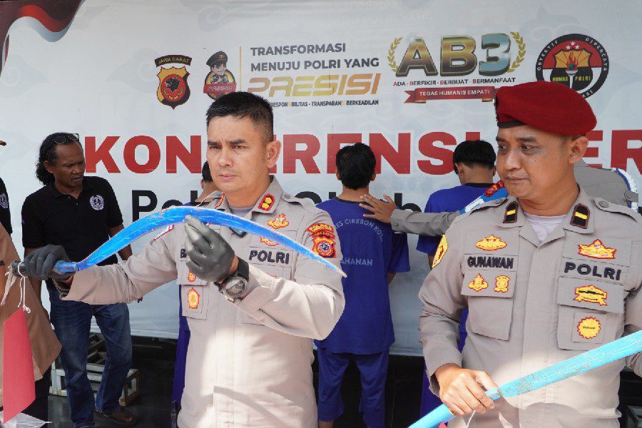 Tawuran Konten, Seorang Pemuda Dibom Molotov dan Dibacok hingga Tewas