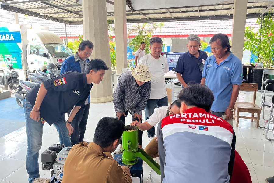 Bantuan Mesin Pelet dari Pertamina Tingkatkan Kemandirian Kelompok Tani Indramayu