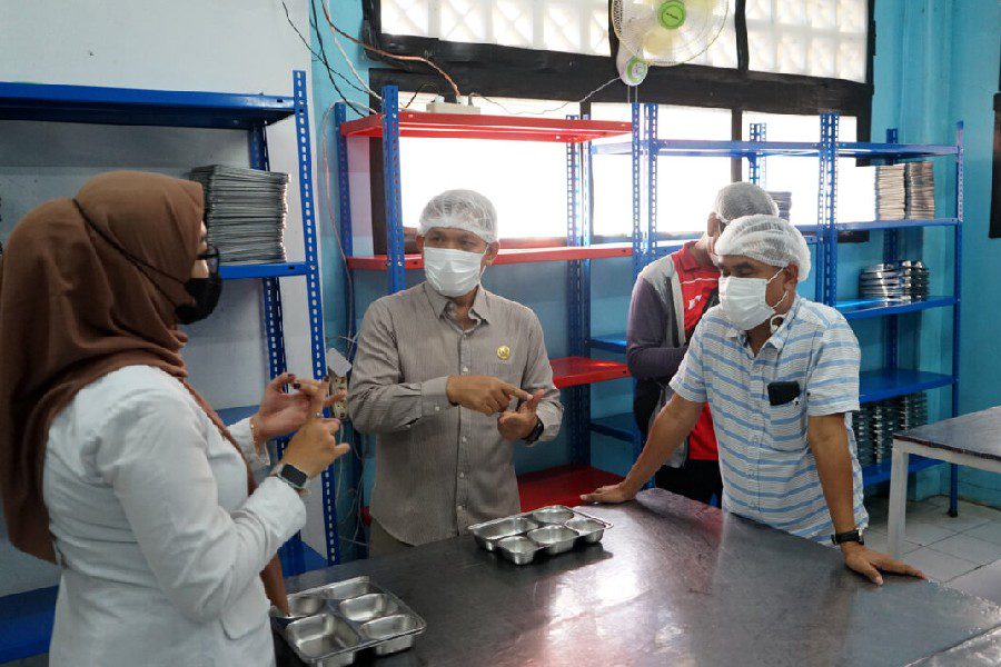 Komisi III DPRD Cirebon Sidak Dapur MBG Yayasan Miftahul Ulum