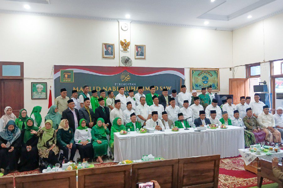 Musyawarah Nasional Alim Ulama dan Silaturahmi Nasional Ulama Ka’bah untuk Indonesia, Senin (8/9/2025), di Ponpes KHAS Kempek, Kabupaten Cirebon,