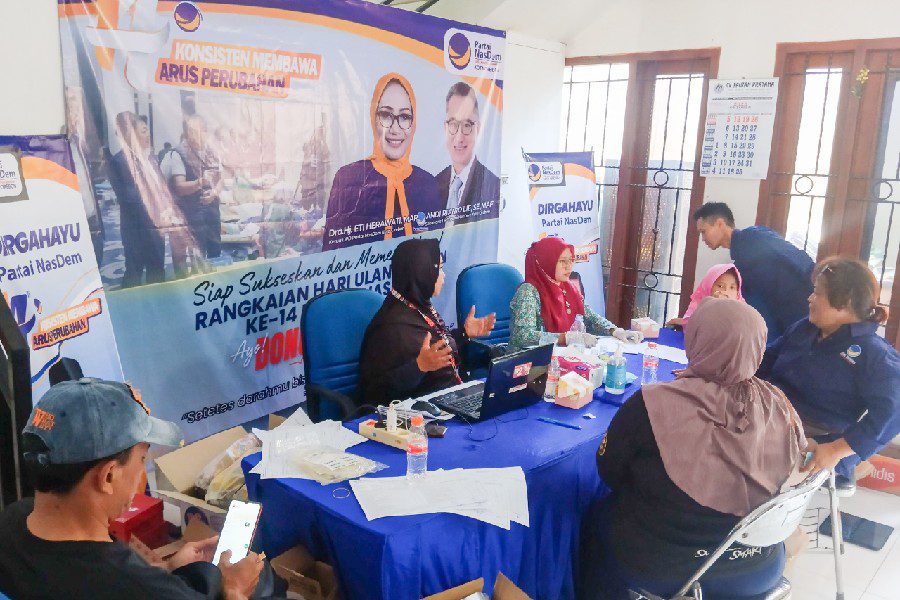 HUT ke-14, Nasdem Kota Cirebon Adakan Berbagai Kegiatan Sosial
