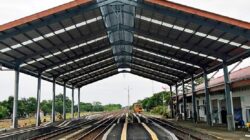 Jelang Nataru, KAI Cirebon Renovasi Toilet hingga Overcaping Peron