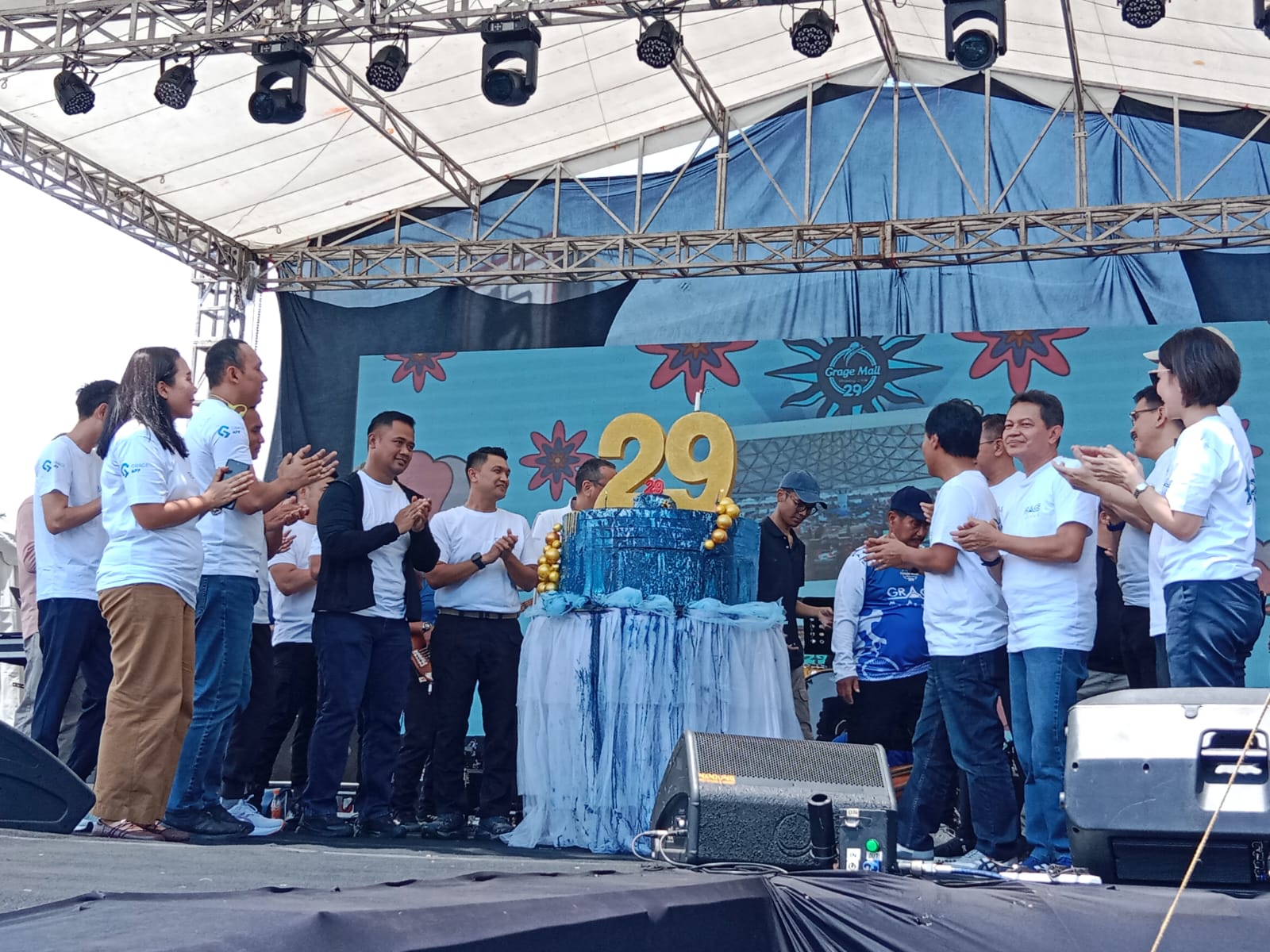 Perayaan HUT ke-29 Grage Mall Meriah