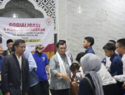 Herman Khaeron Ajak Santri Jadi Agen Perubahan