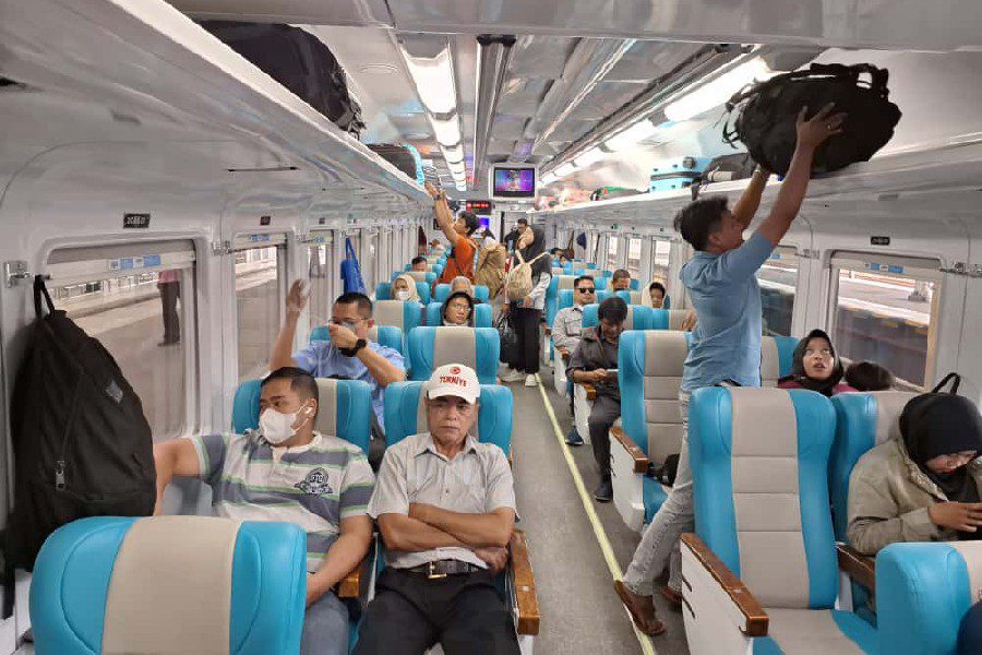 Sebanyak 75.652 Orang Tiba di Wilayah KAI Cirebon Selama Nataru