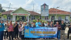 ICMI Majalengka Salurkan 500 Bibit Tanaman ke Warga Desa Singawada