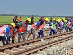 KAI Daop 3 Cirebon Intensifkan Perawatan Rel dan Wesel