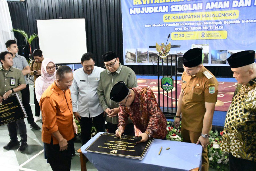 Mendikdasmen Resmikan Revitalisasi Pendidikan dan Sosialisasi TKA 2026 di Majalengka