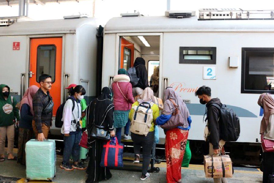 Penumpang KA Daop 3 Tembus 4 Juta Orang Sepanjang 2025