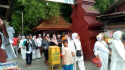 Jelang Ramadan, Ribuan Peziarah Padati Makam Sunan Gunung Jati Cirebon