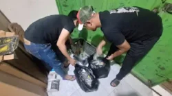 Razia Malam, Polisi Sita Puluhan Botol Miras