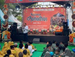 Berbagi Kebahagiaan, CSB Mall Ajak Anak Yatim Bermain dan Belanja