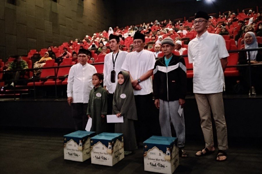 Berbagi Kebahagiaan Ramadan, Grage Group Ajak Anak Yatim ke Bioskop