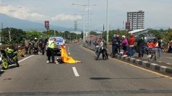 Kecelakaan Maut di Fly Over Pegambiran, Ayah dan Anak Tewas