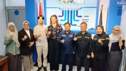 Dua Mahasiswa Belanda Selesaikan Magang Klinis di FK UGJ Cirebon