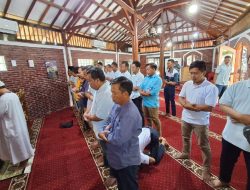 May Day, KAI Cirebon Gelar Aksi Sosial hingga Edukasi Keselamatan