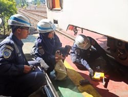 Kereta Penumpang dan Gerbong Daop 3 Lulus Uji Kelaikan Operasi