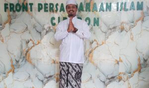 FPI Soroti Penindakan Tempat Hiburan yang Kedapatan Miras FPI Soroti Penindakan Tempat Hiburan yang Kedapatan Miras
