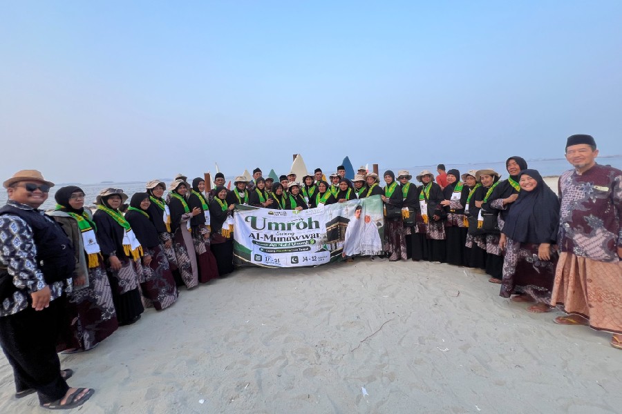 Jemaah Al-Munawwar berangkat umrah pada momentum HUT RI ke-81