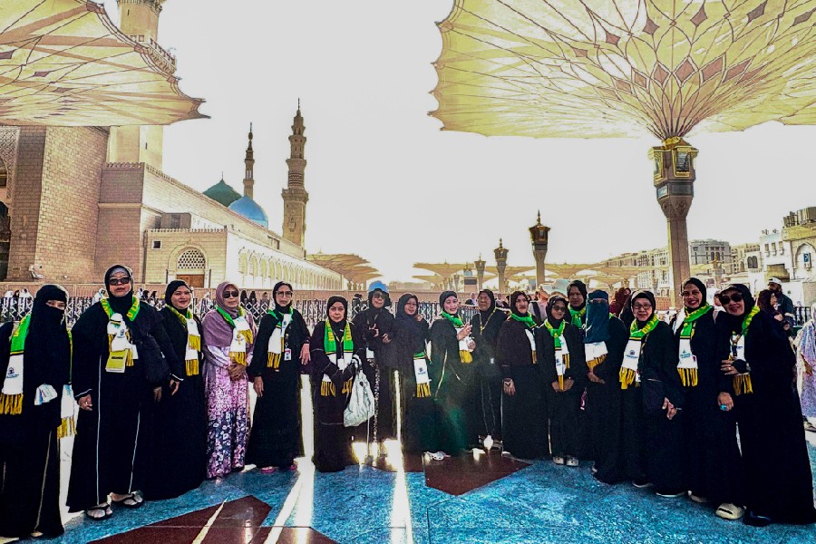 Jemaah umrah ke tanah suci