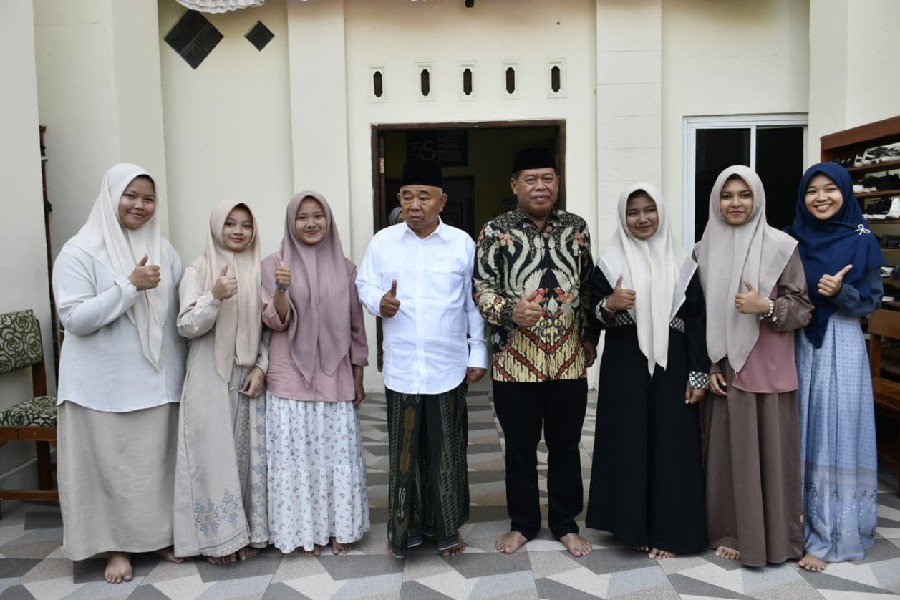 K.H. Abbas Abdul Jamil Diusulkan Jadi Pahlawan Nasional K.H. Abbas Abdul Jamil Diusulkan Jadi Pahlawan Nasional