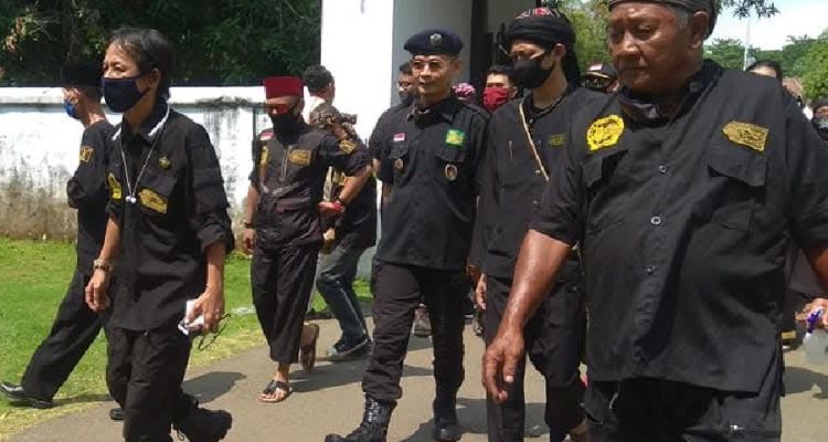 Laskar Macan Ali Pantau Titik Rawan Aksi Debt Collector Cirebon