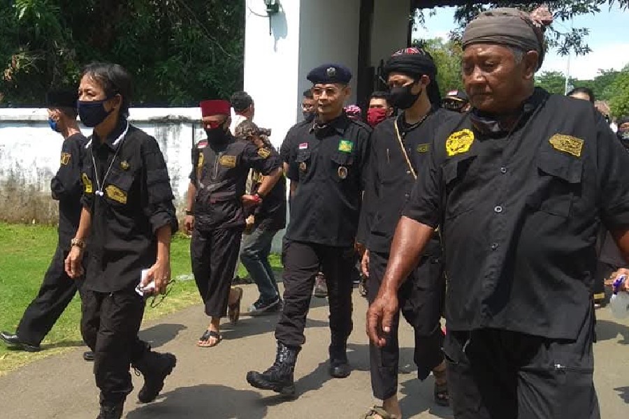 Laskar Macan Ali Pantau Titik Rawan Aksi Debt Collector Cirebon