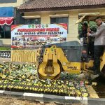 Operasi Miras di Majalengka Sita 5.195 Botol Minuman Keras