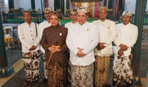 Panjang Jimat Keraton Kasepuhan Cirebon Sarat Makna Kelahiran Nabi