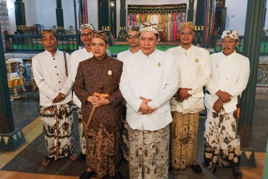 Panjang Jimat Keraton Kasepuhan Cirebon Sarat Makna Kelahiran Nabi