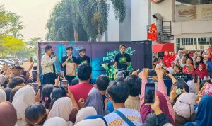 Pemeran Film Harusnya Horror Sapa Penggemar di CSB Mall Pemeran Film Harusnya Horror Sapa Penggemar di CSB Mall
