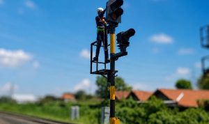 Perawatan Perangkat Sinyal dan Telekomunikasi Dukung Perjalanan Kereta Api Perawatan Perangkat Sinyal dan Telekomunikasi Dukung Perjalanan Kereta Api