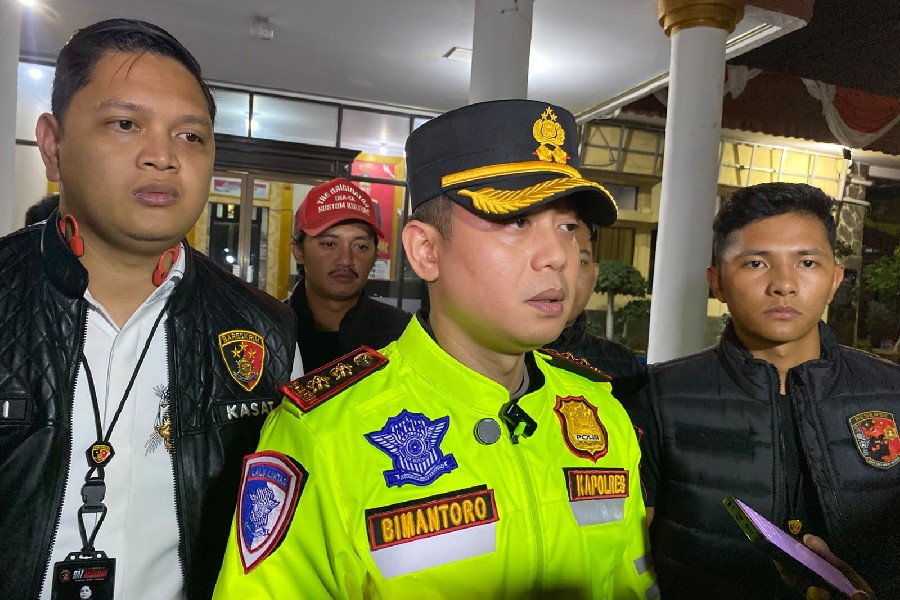 Polisi Tangkap Dua Pelaku Pengeroyokan Pengunjung GTC Cirebon Polisi Tangkap Dua Pelaku Pengeroyokan Pengunjung GTC Cirebon
