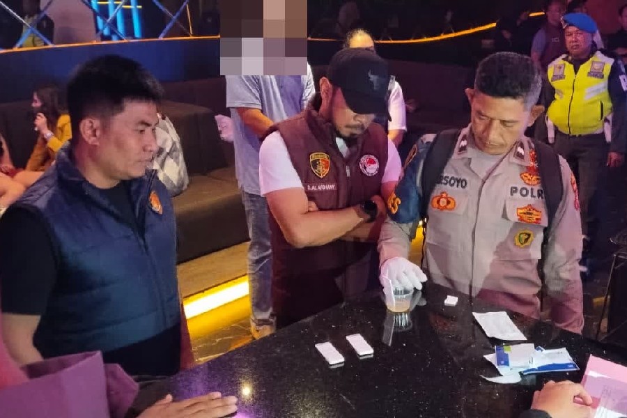 Razia Hiburan Malam CSB Mall Sasar Narkoba dan Peredaran Miras