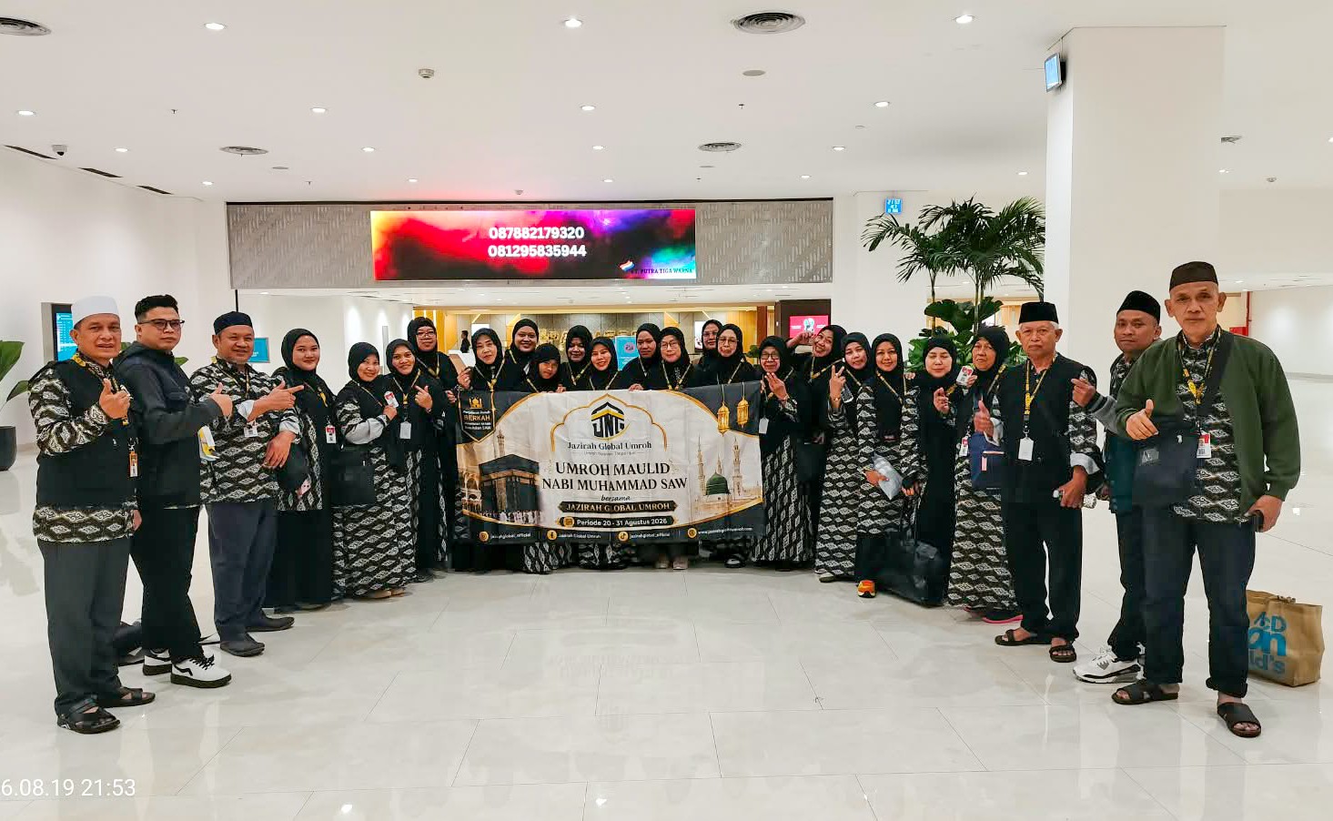 Sambut Maulid Nabi, Jazirah Global Umrah Berangkatkan Jemaah ke Tanah Suci