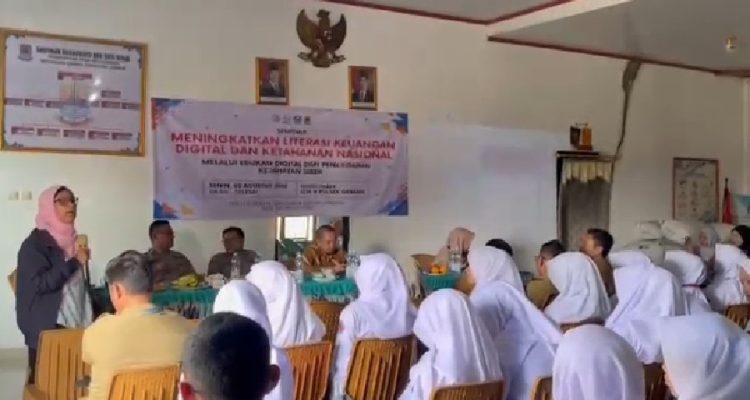 Seminar Literasi Keuangan Digital Bekali Warga Melakasari Cegah Penipuan Siber
