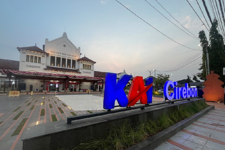 Shuttle Stasiun Buka Akses Wisata Cirebon hingga Kuningan Shuttle Stasiun Buka Akses Wisata Cirebon hingga Kuningan