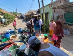 Bantuan Air Bersih 16.000 Liter Disalurkan ke Warga Argasunya