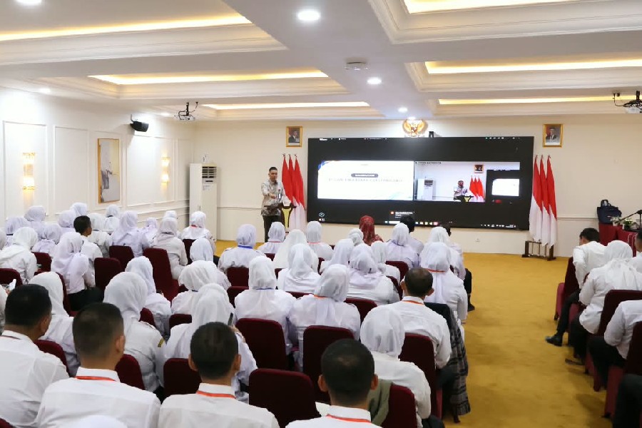PPPK Kota Cirebon Diingatkan Bijak Kelola Penghasilan dan Utang