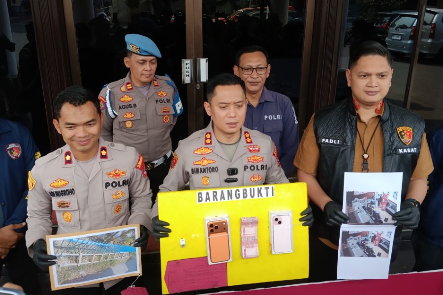 Bobol Konter HP, Pelajar Bawa Kabur Tiga iPhone