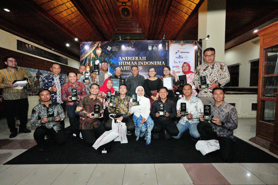 KAI Daop 3 Cirebon Raih Penghargaan Pengelolaan Informasi Publik