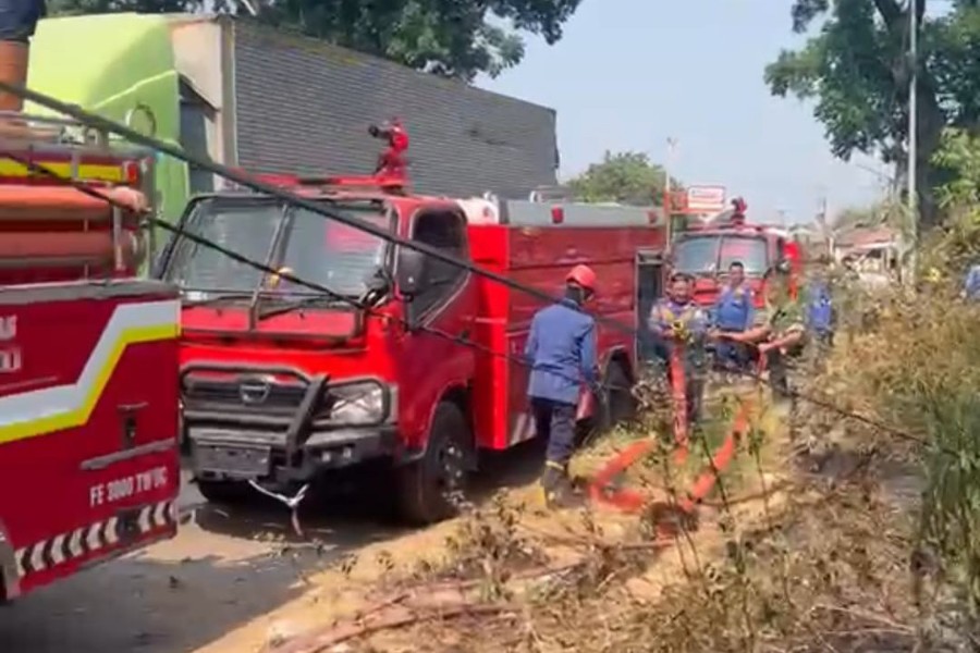 Kebakaran Lahan Majalengka Meluas, Damkar Hanya Punya Dua Armada Aktif