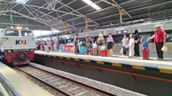 Penumpang WNA Kereta Api Naik 9,9 Persen